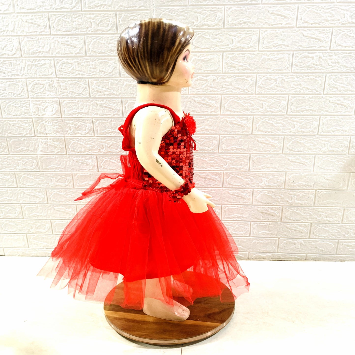 One Side Off-Shoulder Red Frock with one band