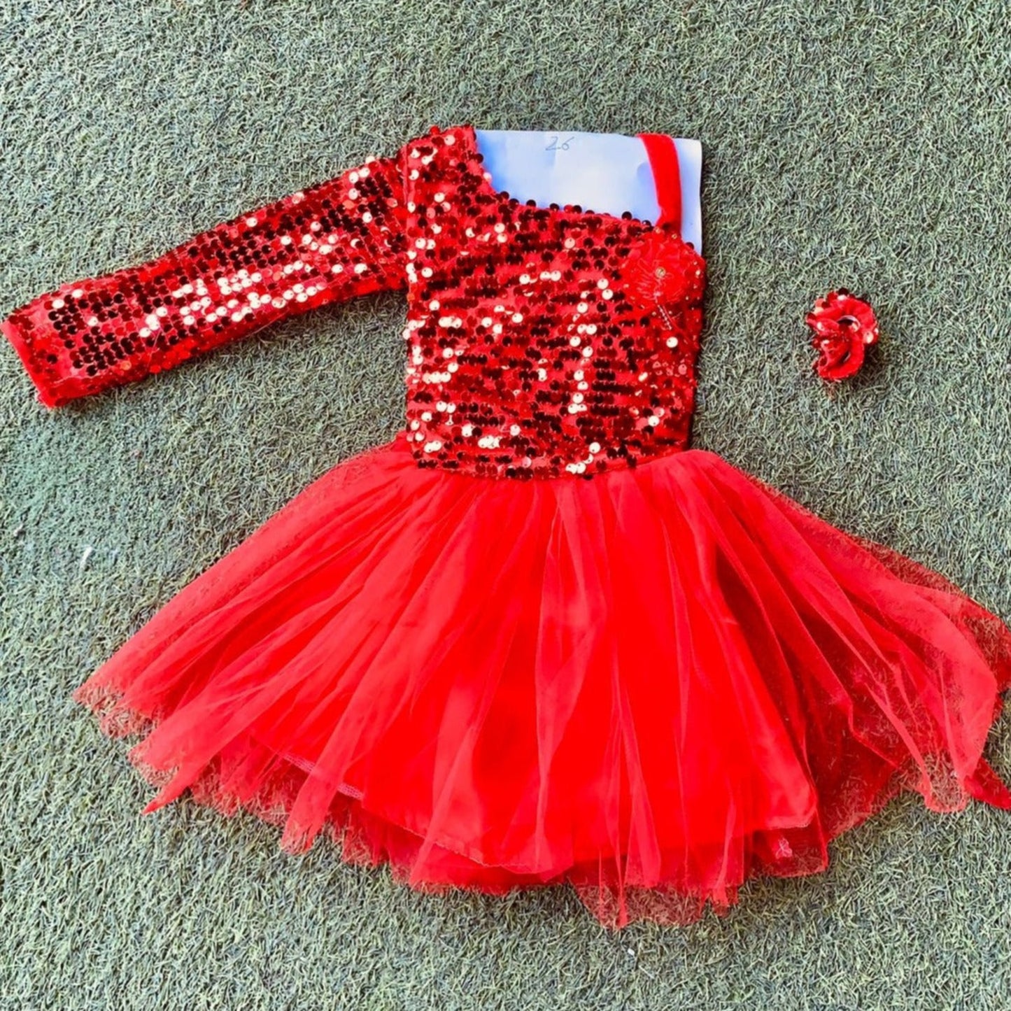 One Side Off-Shoulder Red Frock with one band