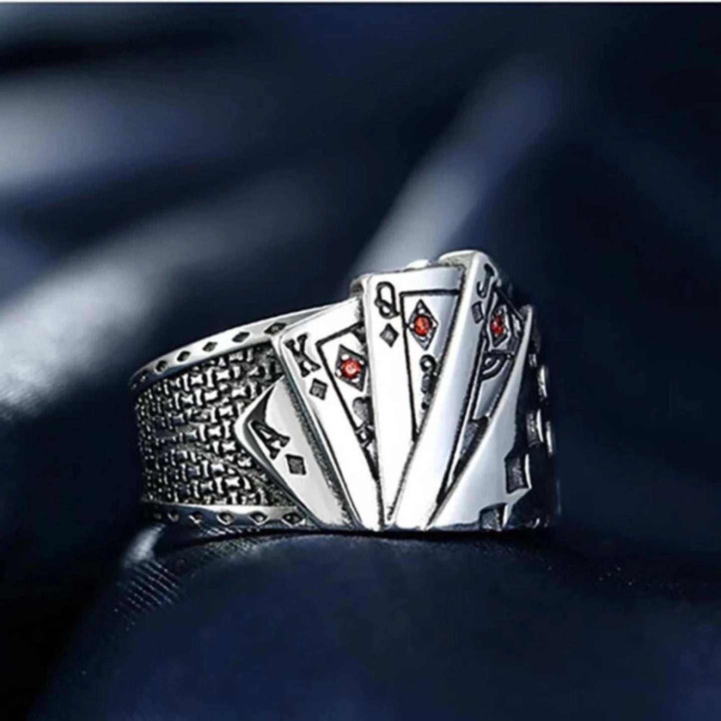 Taash Ring