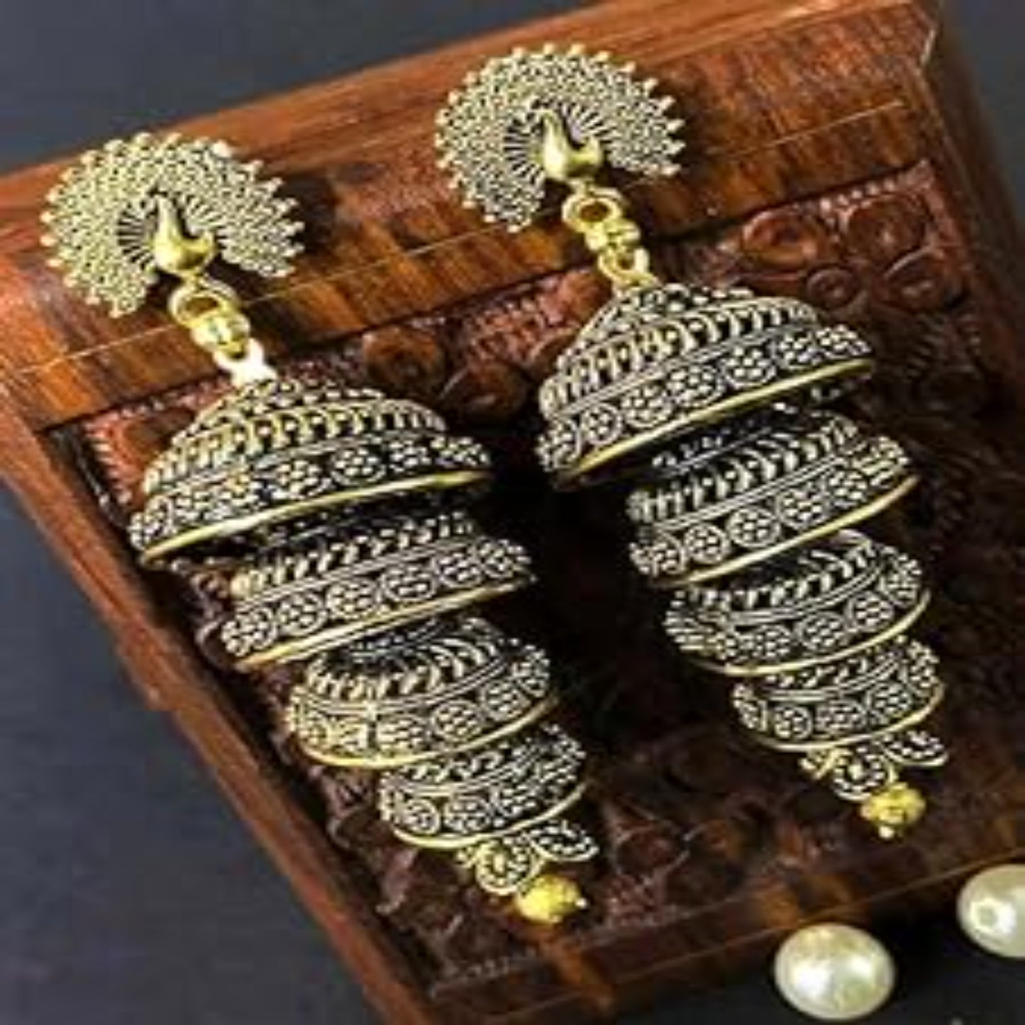 Earings - C