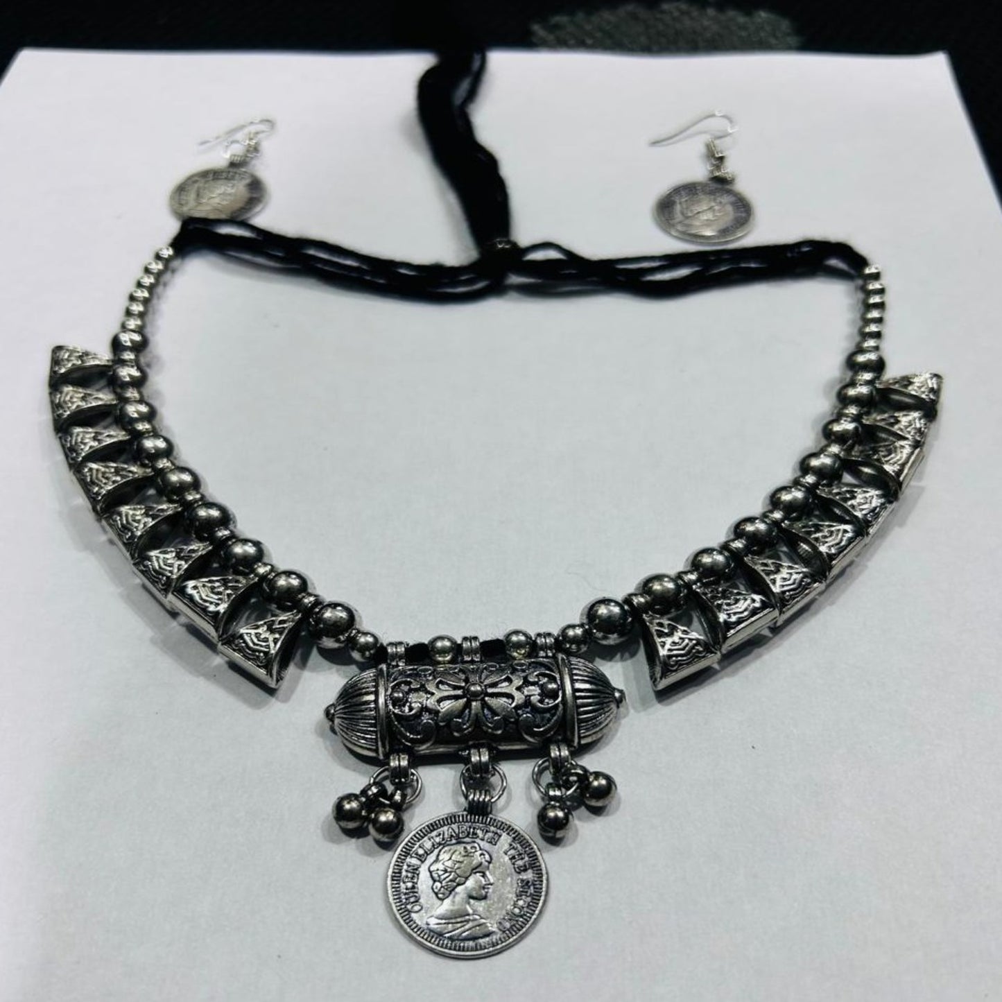 Black Thread-Silver Toned Set Of Necklace & Earring -3 no