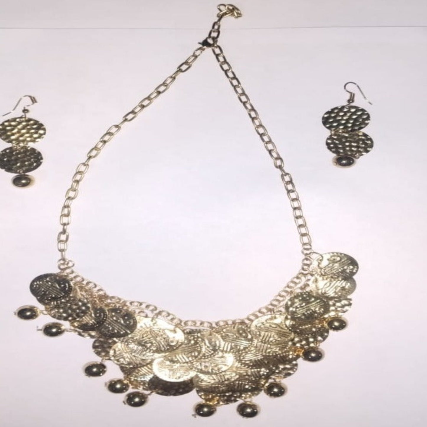 Golden Coin Shape Necklace Set